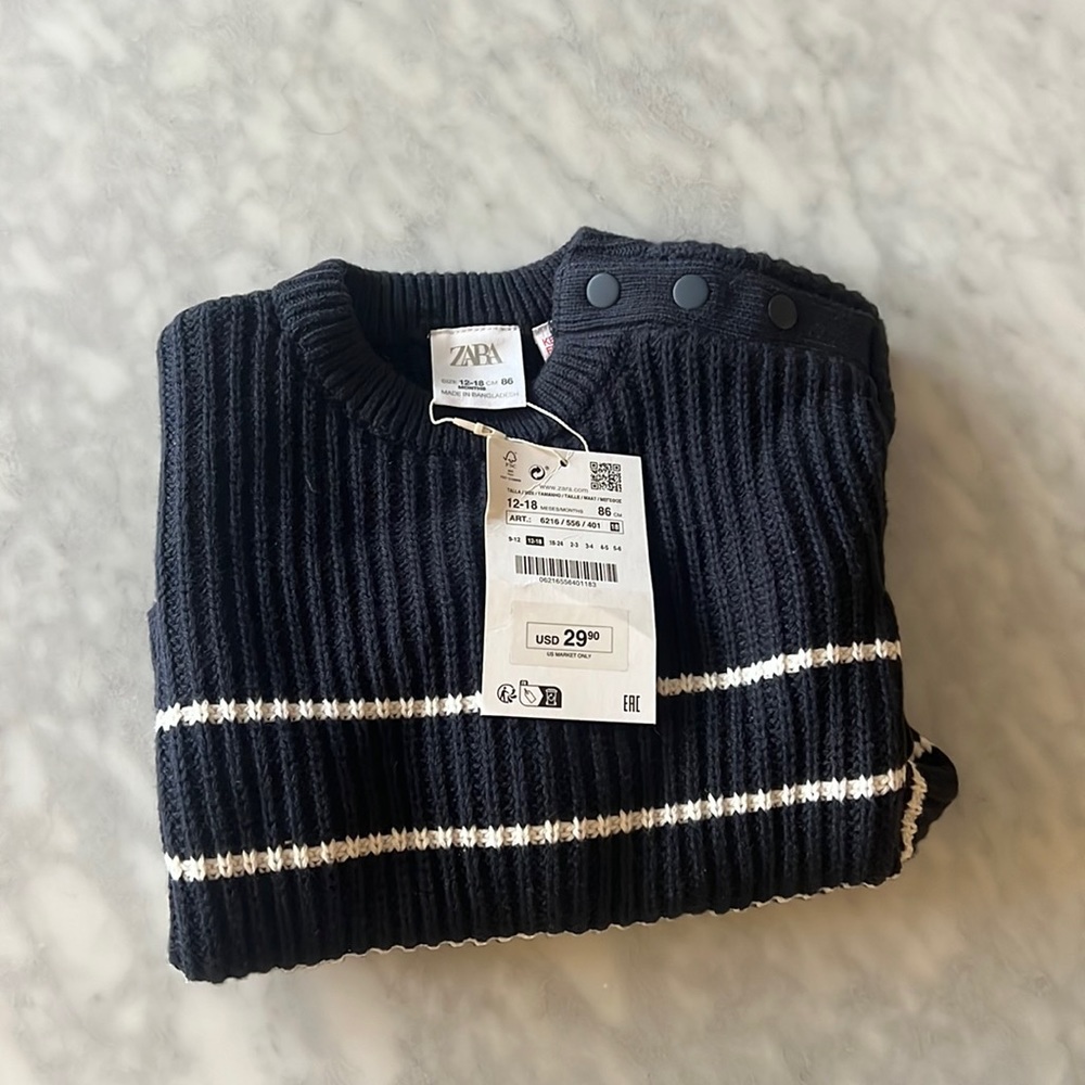 Zara boys/ girls sweater new with tags. 12-18 month